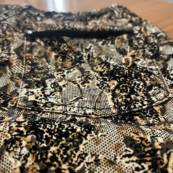 Newport News Pant Size 4 Textured Print Jeans - Picture 5 of 10